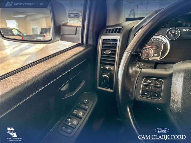 2022 RAM 1500 Classic Tradesman (Stk: P14910) in Airdrie - Image 17 of 25