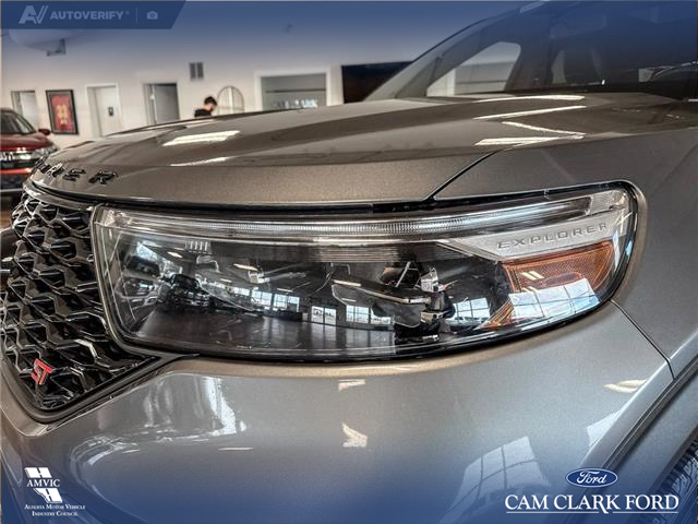 2021 Ford Explorer ST (Stk: P14945) in Airdrie - Image 8 of 25 2021 Ford Explorer ST (Stk: P14945) in Airdrie - Image 8 of 25