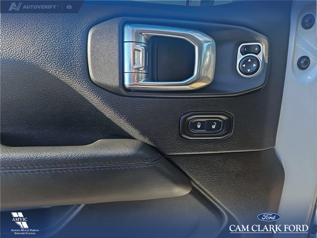 2021 Jeep Wrangler Unlimited Sahara (Stk: P1168) in Innisfail - Image 7 of 24