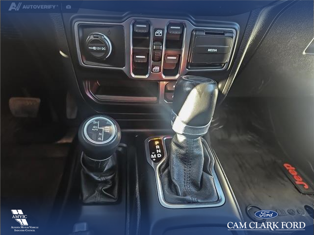 2021 Jeep Wrangler Unlimited Sahara (Stk: P1168) in Innisfail - Image 14 of 24