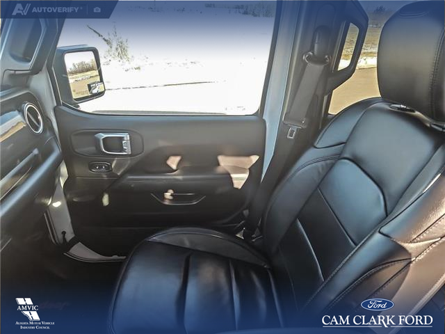 2021 Jeep Wrangler Unlimited Sahara (Stk: P1168) in Innisfail - Image 18 of 24