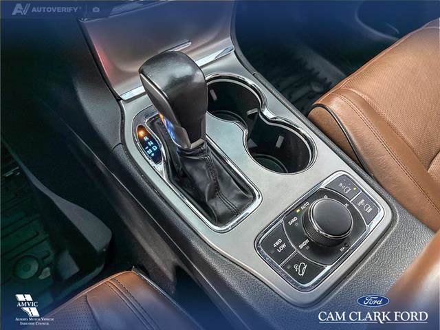 2020 Jeep Grand Cherokee Overland (Stk: P14938) in Airdrie - Image 18 of 25