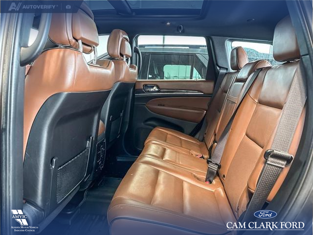 2020 Jeep Grand Cherokee Overland (Stk: P14938) in Airdrie - Image 23 of 25