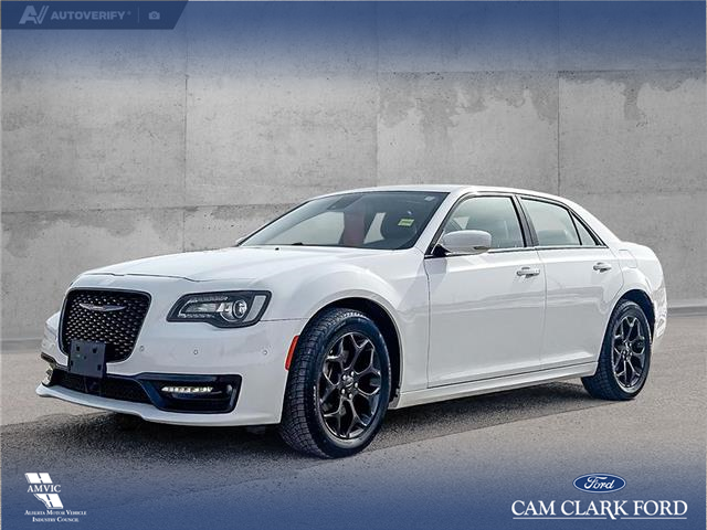 2022 Chrysler 300 S (Stk: P1174) in Innisfail - Image 1 of 20