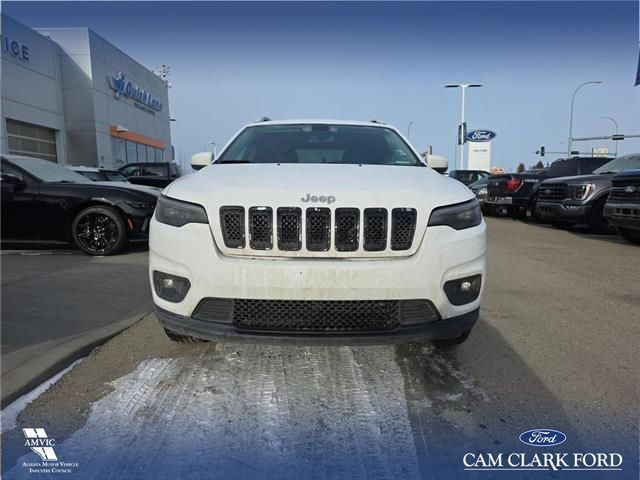 2019 Jeep Cherokee North (Stk: P7002) in Olds - Image 2 of 5