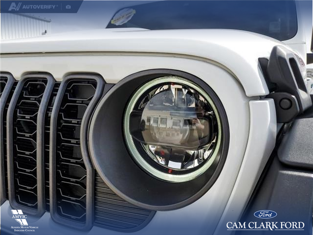 2024 Jeep Wrangler Rubicon (Stk: U38037) in Red Deer - Image 8 of 24