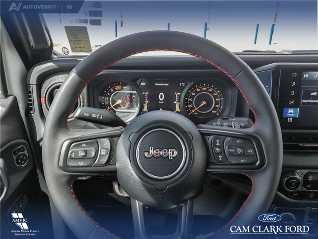 2024 Jeep Wrangler Rubicon (Stk: U38037) in Red Deer - Image 13 of 24