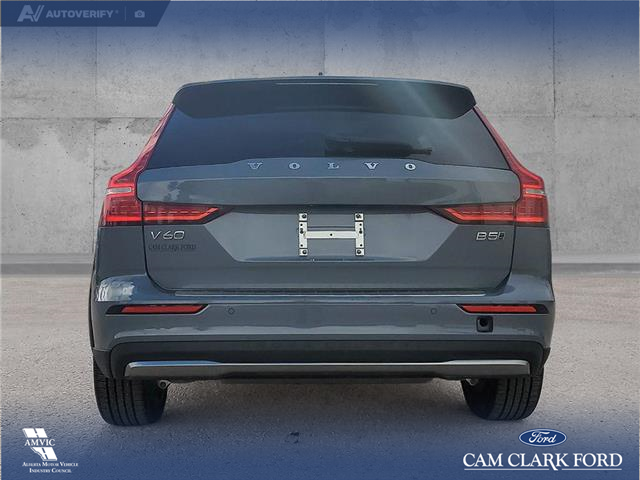 2024 Volvo V60 Cross Country B5 Plus (Stk: U38031) in Red Deer - Image 5 of 25