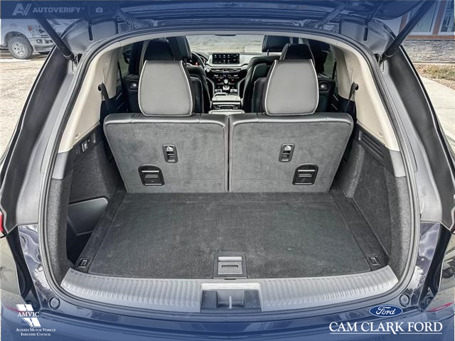 2022 Acura MDX Platinum Elite (Stk: P1608) in Canmore - Image 12 of 27
