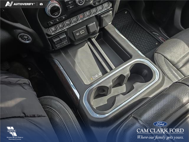2021 GMC Sierra 3500HD Denali (Stk: P6986) in Olds - Image 16 of 23