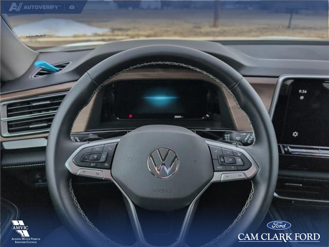 2025 Volkswagen Atlas 2.0 TSI Comfortline (Stk: P1170) in Innisfail - Image 11 of 19