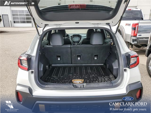 2024 Subaru Crosstrek Wilderness (Stk: U38041) in Red Deer - Image 12 of 25 2024 Subaru Crosstrek Wilderness (Stk: U38041) in Red Deer - Image 12 of 25