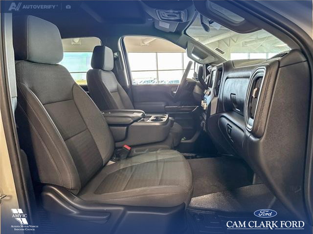 2023 GMC Sierra 3500HD SLE (Stk: P15008) in Airdrie - Image 22 of 25