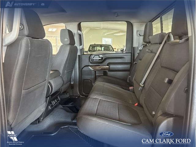2023 GMC Sierra 3500HD SLE (Stk: P15008) in Airdrie - Image 23 of 25