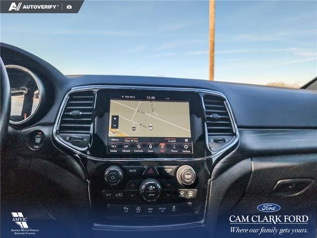 2019 Jeep Grand Cherokee Laredo (Stk: P1181) in Innisfail - Image 15 of 18