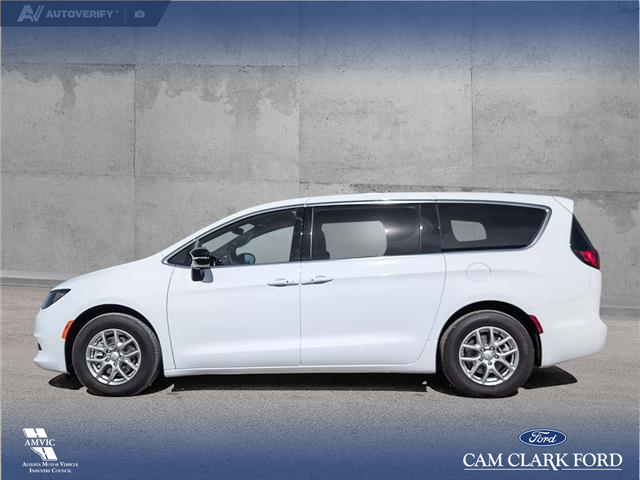 2025 Chrysler Grand Caravan SXT (Stk: P1194) in Innisfail - Image 3 of 23