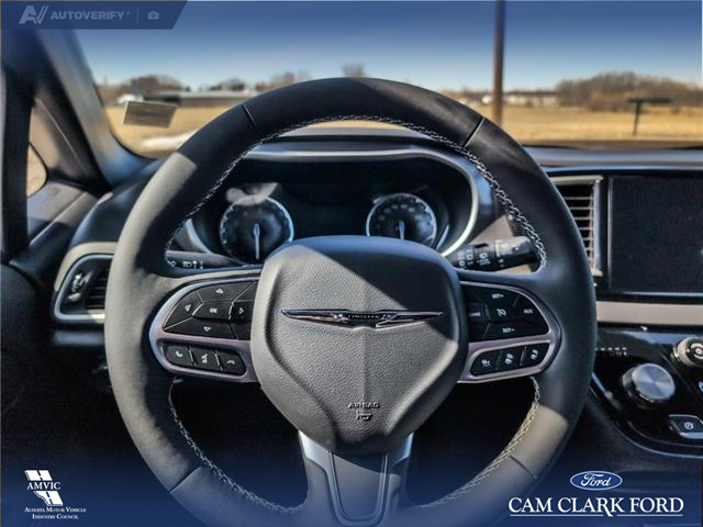 2025 Chrysler Grand Caravan SXT (Stk: P1194) in Innisfail - Image 11 of 23