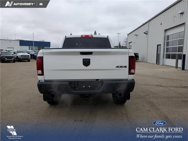 2023 RAM 1500 Classic SLT (Stk: U38058) in Red Deer - Image 6 of 25