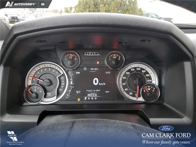 2023 RAM 1500 Classic SLT (Stk: U38058) in Red Deer - Image 15 of 25