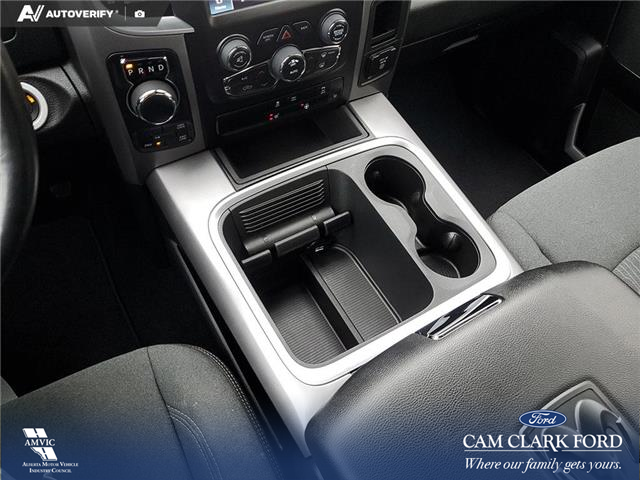 2023 RAM 1500 Classic SLT (Stk: U38058) in Red Deer - Image 18 of 25