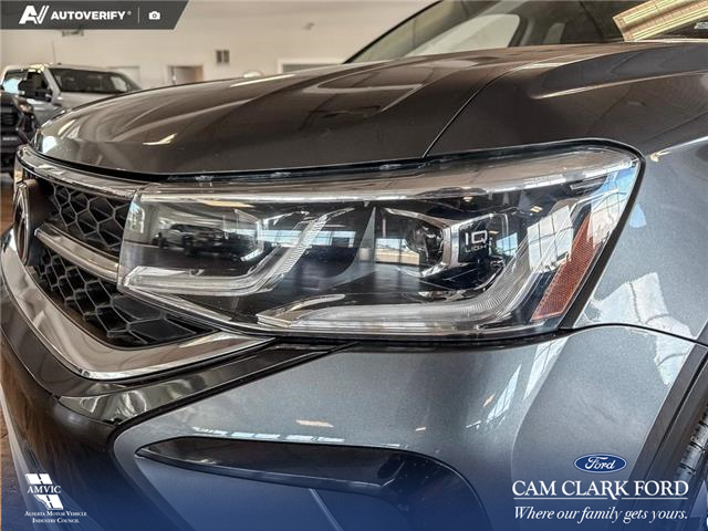 2022 Volkswagen Taos Highline (Stk: P15055) in Airdrie - Image 8 of 25