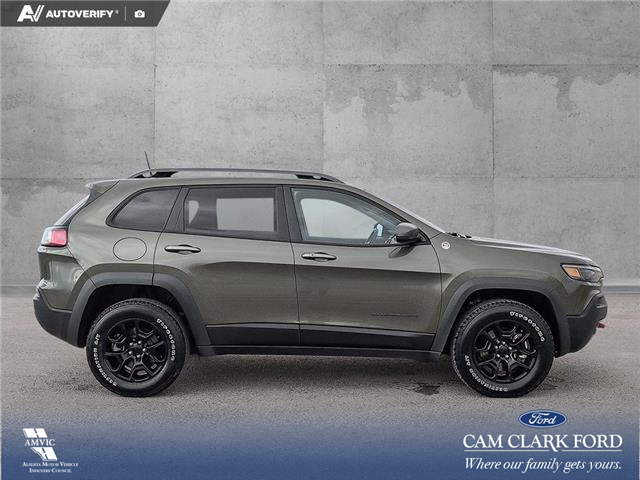 2021 Jeep Cherokee Trailhawk (Stk: P1210) in Innisfail - Image 6 of 18