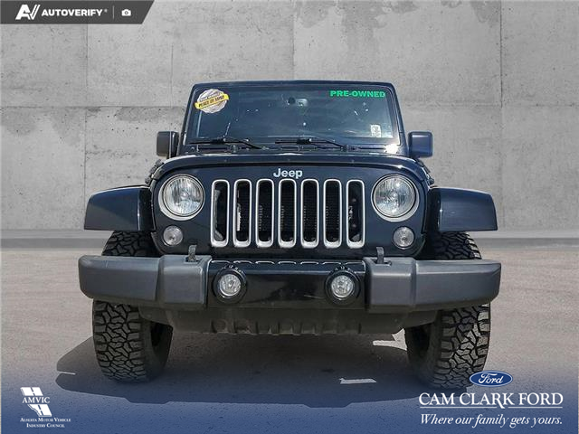 2018 Jeep Wrangler JK Unlimited Sahara (Stk: U38059) in Red Deer - Image 2 of 25