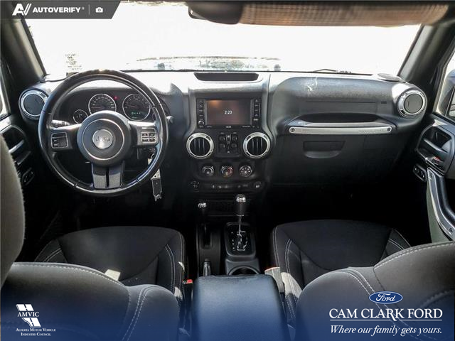 2018 Jeep Wrangler JK Unlimited Sahara (Stk: U38059) in Red Deer - Image 24 of 25