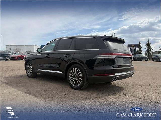 2022 Lincoln Aviator Reserve (Stk: U38111) in Red Deer - Image 4 of 7
