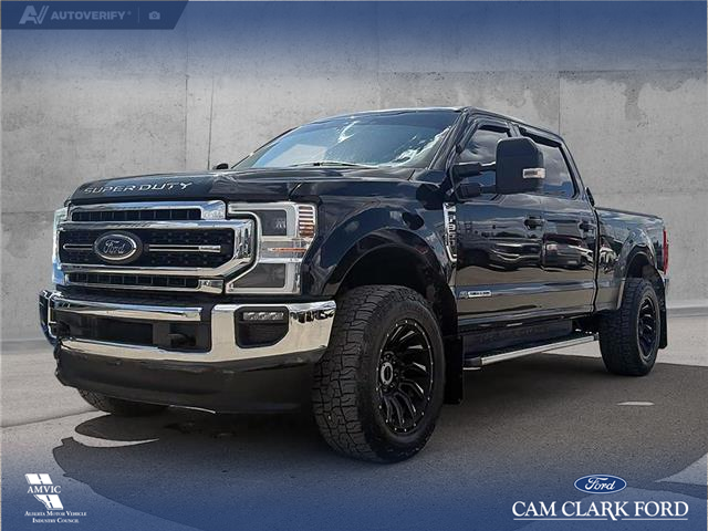 2020 Ford F-350 XLT (Stk: P7040) in Olds - Image 1 of 25