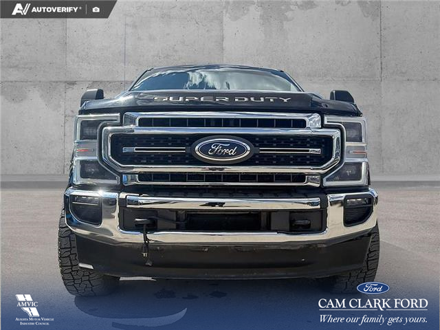 2020 Ford F-350 XLT (Stk: P7040) in Olds - Image 2 of 25