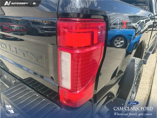 2020 Ford F-350 XLT (Stk: P7040) in Olds - Image 11 of 25