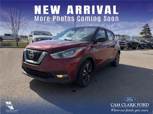 2019 Nissan Kicks SV (Stk: U38121) in Red Deer - Image 1 of 7