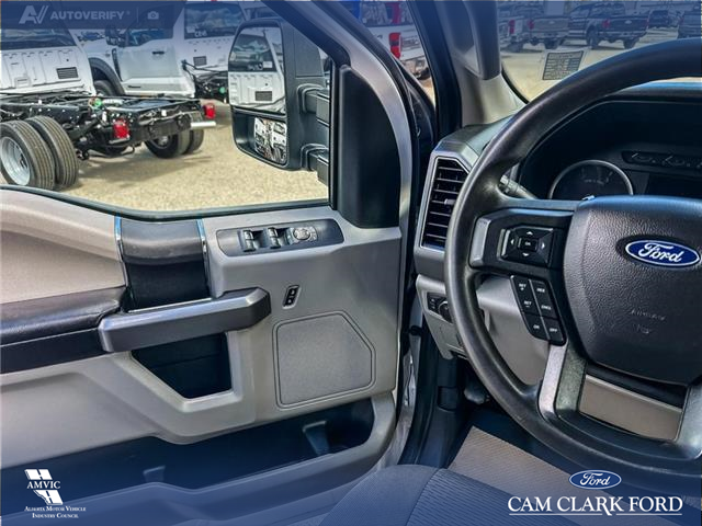2020 Ford F-350 XLT (Stk: P7017) in Olds - Image 17 of 25