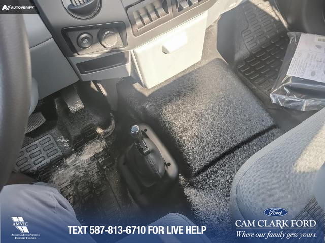 2025 Ford F-750 Diesel Base (Stk: 25F2446) in Red Deer - Image 16 of 21