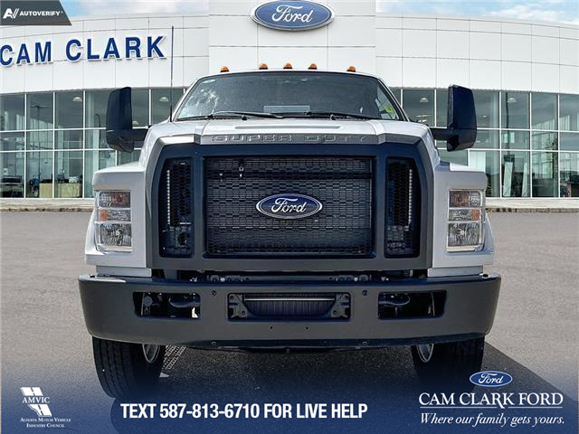 2025 Ford F-750 Diesel Base (Stk: 25F4113) in Red Deer - Image 2 of 19