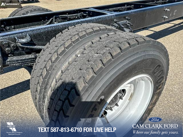 2025 Ford F-750 Diesel Base (Stk: 25F2445) in Red Deer - Image 4 of 14
