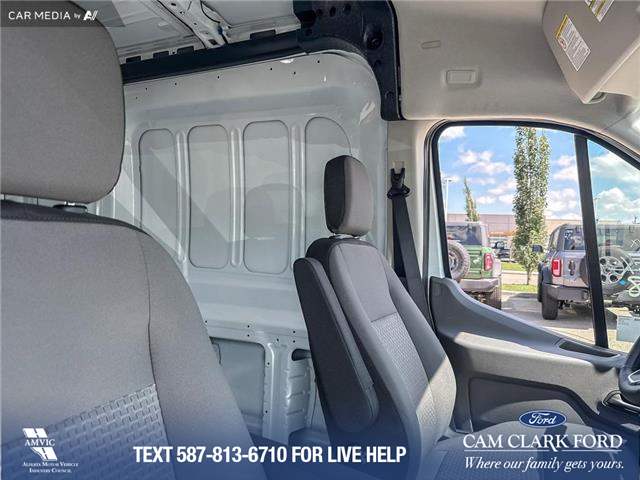 2025 Ford Transit-250 Cargo Base (Stk: 25T8236) in Olds - Image 22 of 25