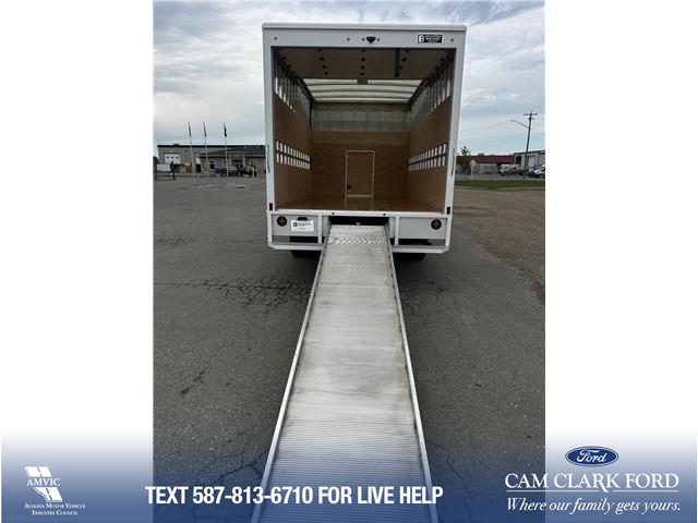 2026 Ford E-450 Cutaway Base (Stk: 26AF0466) in Airdrie - Image 9 of 9