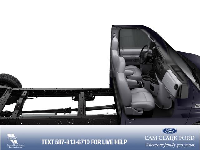 2026 Ford E-450 Cutaway Base (Stk: 26AT5235) in Airdrie - Image 5 of 5