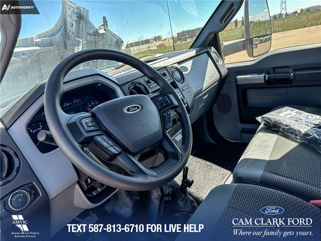 2025 Ford F-750 Diesel Base (Stk: 25F5683) in Red Deer - Image 8 of 14