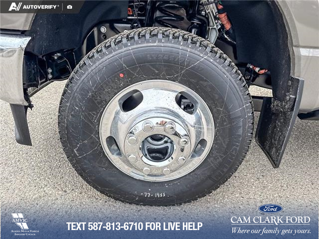 2026 Ford F-350 Lariat (Stk: 26T1880) in Red Deer - Image 6 of 24