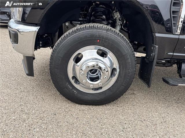 2026 Ford F-350 Lariat (Stk: 26T0556) in Red Deer - Image 6 of 24