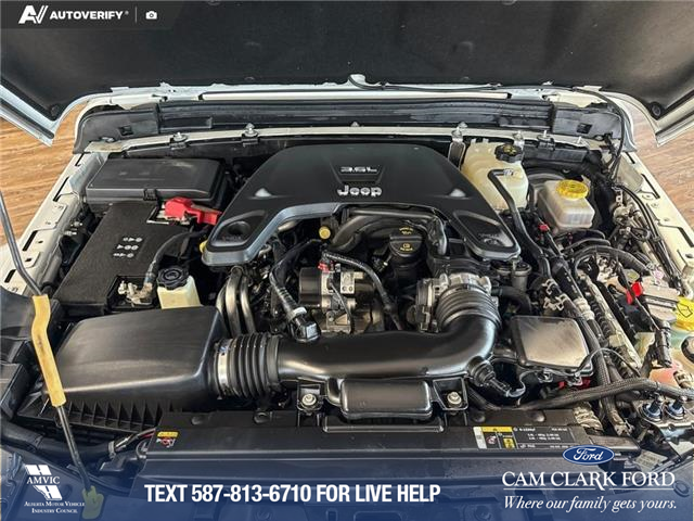 2021 Jeep Wrangler Unlimited Sahara (Stk: P14660) in Airdrie - Image 10 of 25