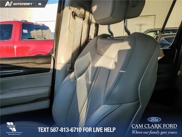 2022 Jeep Wagoneer Series III (Stk: U37897) in Red Deer - Image 20 of 25