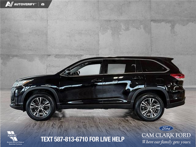 2019 Toyota Highlander LE (Stk: P14716) in Airdrie - Image 3 of 25