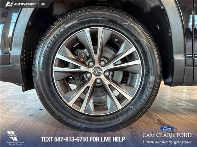 2019 Toyota Highlander LE (Stk: P14716) in Airdrie - Image 6 of 25