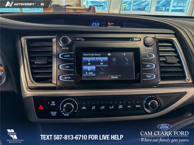 2019 Toyota Highlander LE (Stk: P14716) in Airdrie - Image 19 of 25