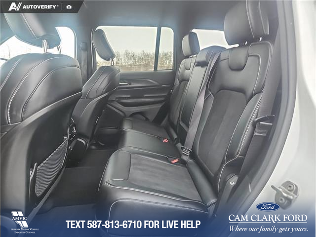 2025 Jeep Grand Cherokee Laredo (Stk: SJ056A) in Innisfail - Image 16 of 24