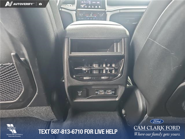 2025 Jeep Grand Cherokee Laredo (Stk: SJ056A) in Innisfail - Image 20 of 24